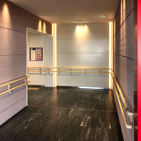 名神高速道路 京都桂川PA（パーキングエリア）トイレ入り口