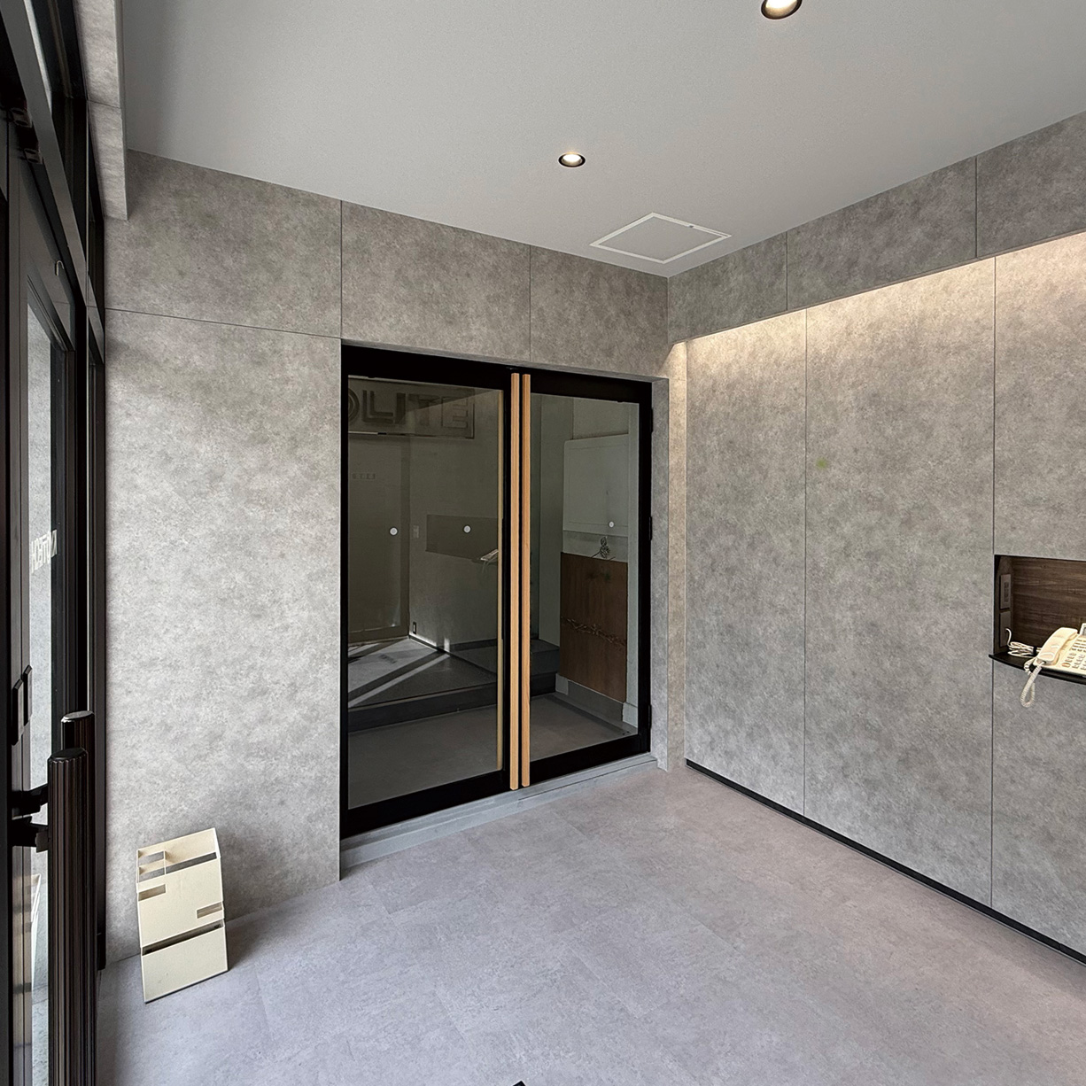 オフィスエントランス